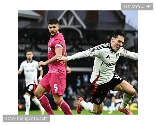 利物浦四场失利均发生在客场,客场作战的防守强度下滑明显 利物浦四场失利均发生在客场,客场作战的防守强度下滑明显